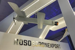 Барражирующий боеприпас «КУБ-2-Э» и беспилотник «Скат 350 М» вызвали ажиотаж на выставке в Ираке