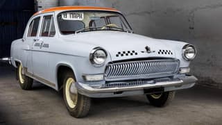 A New Life for "Little Red Riding Hood": Soviet GAZ-M21T Taxi Restored at the Moscow Transport Museum