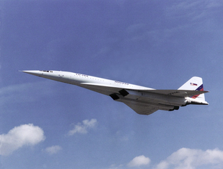 El singular avión supersónico Tu-144 se prepara para el despegue en Zhukovsky