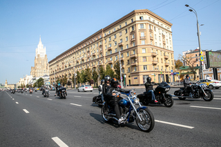 You can drive, but only on an iron horse: It is better not to drive to the center of Moscow on April 26