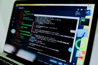 Ataque de hackers: aumento de los ciberataques en el primer trimestre de 2025