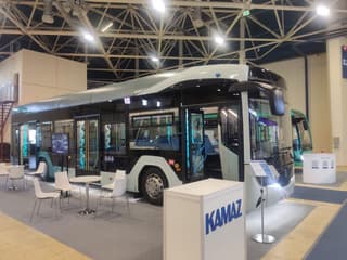 Модернизированный городской электробус КАМАЗ-52222 показали на выставке «Электротранс» в Москве