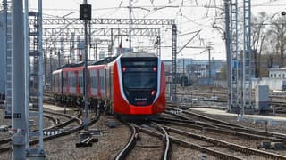 El tren eléctrico ES104 "Finist" salió en dirección al Báltico