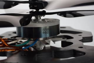 A la altura de los chinos: el motor eléctrico "Svírel" acelera los drones en un 30%