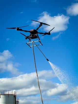 Svarog Drone Tested for Fire Extinguishing at a Height of 60 Meters