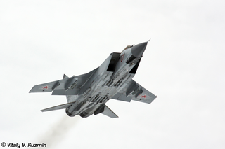 Для российских истребителей разработали новую ракету КС-172 радиусом действия 400 км