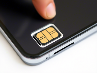 Russians are being deceived in mobile phone stores: how it happens and who is at risk