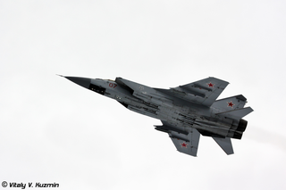 Su-35S and MiG-31 fighters proposed to be equipped with powerful radars: the era of AWACS aircraft is over
