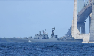 El portador de "Kinzhal" y lanzacohetes RBU-6000, el buque "Vicealmirante Kulakov", abandonó el mar Báltico