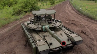 Batch of Upgraded T-80BVM Tanks Delivered to Russian Military