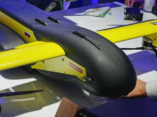 Competidor del Dji Mavic-3 PRO y Matrice: el dron de despegue y aterrizaje vertical "Varán-3" presentado en CIPR-2025