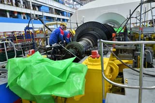«Following» spool valve integrated into the oil supply system of the drive turbines of power unit 4 of the Rostov NPP