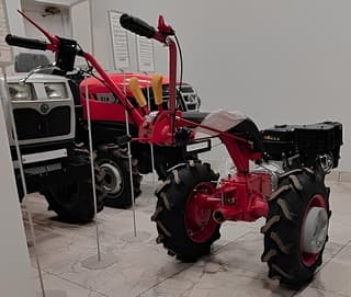 Asistente para agricultores y jardineros: MTZ presentó el motocultivador "Belarús-012WM" en una exposición en Tartaristán