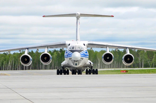 Il-76 aircraft with spacecraft landed at the Vostochny Cosmodrome airport for the first time