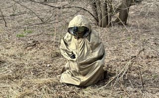 Инновационные маскировочные плащи от HiderX поступили в российские войска на апробацию