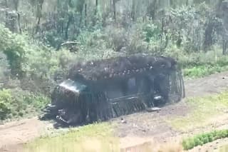 No se han extinguido los Kulibin: los combatientes rusos crearon un BTR protegido a partir de un tanque