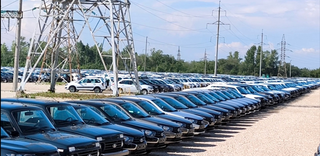 LADA Warehouses Near Togliatti Overfilled: Hundreds of Unsold Cars Accumulated at Sites