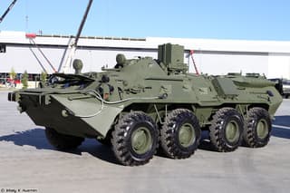 Новейшие разведывательные химические машины РХМ-6 задействовали на учениях в Калининградской области