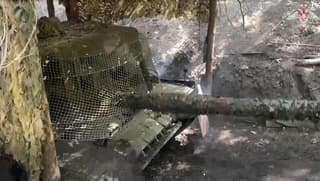 Новую хитрую защиту танка Т-72Б3М разработали в полевых условиях