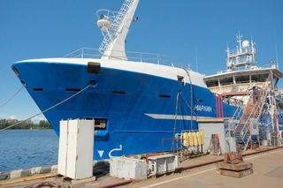 Moderna cocina en el buque palangrero del proyecto MT1112XL "Marlín" aceptada en el Astillero Severnaya de la Corporación Unida de Construcción Naval (OSK)