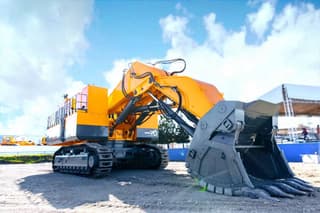 Con un motor de 1150 CV: la primera excavadora minera BELAZ BX20012 superó las pruebas de fábrica