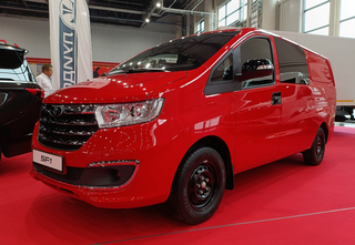 Sollers Presents New Modification of Light Rear-Wheel Drive SF1 Van from Yelabuga