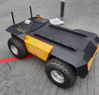 "Droneshub" Showed 5 Domestic Autonomous Rovers in Skolkovo: "Piranha", "Cargo Unit", "Legat Patrol", "Frame", "Territory"