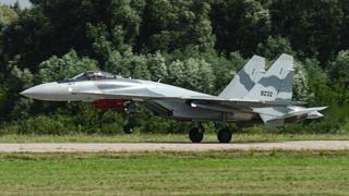 Появилось новое изображение Су-35 в экспортном исполнении для неназванного заказчика