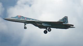 Su-57 irrumpen en las VKS de Rusia: el caza fue visto aterrizando en Kubinka