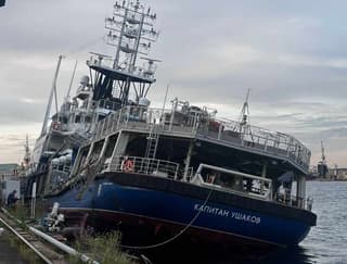 El Astillero de Yaroslavl completó el concurso para buscar un contratista para reflotar el remolcador "Capitán Ushakov" del proyecto 23470