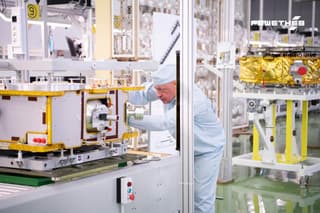 «RESHETNEV» presented the first modular platform for small satellites in Russia