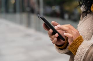 Mobile operators inform subscribers about services available without the Internet