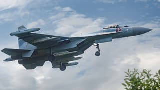 Los Su-35S comenzaron a utilizar misiles de alcance ultralargo R-77M: ya no hay retraso con los AIM-120D estadounidenses