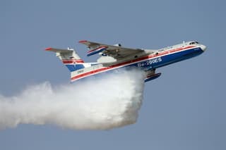 En Rusia se producen solo dos aviones Be-200 al año