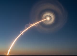 Lanzamiento exitoso del cohete "Soyuz-2.1b" con el satélite de entrenamiento "Mozhayets-6" desde el cosmódromo de Plesetsk