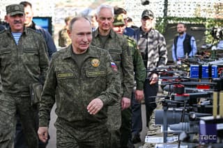 Президенту России показали «Бульдога», «Кайо-Т4», «Улан-U2» и другую технику на вооружении армий