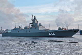 La fragata "Almirante Golovko" del proyecto 22350 lanzó el SAM "Poliment-Redut", destruyendo un misil de crucero RM-24