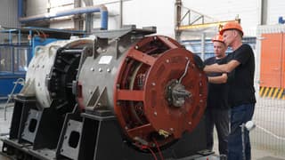 Тяговые генераторы ГПП-840 для маневровых тепловозов начнут серийно выпускать на «ТМХ-Электротех»