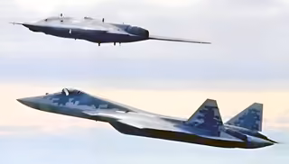 Un coronel reveló las características del dron S-70 "Okhotnik" para el caza Su-57
