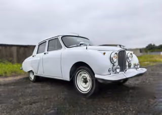 Уникальную «Волгу» ГАЗ-21 выставили на продажу в России: машина похожа на Jaguar