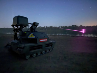 Появились кадры работы лазерной установки «Игнис», выжигающей мины ТМ-62 в ходе учений