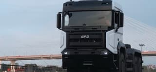 Легендарный БАЗ возвращается: «Алмаз-Антей» запускает производство тяжёлых грузовиков в Петербурге