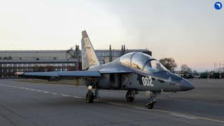 Второй опытный образец модернизированного Як-130М в пиксельном камуфялже вывели на испытания