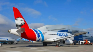 Actualización del "Mishkolot": el primer Sukhoi Superjet 100 de la aerolínea "Yamal" recibe un nuevo logotipo