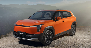Con una distancia al suelo de 180 mm: el crossover urbano Evolute i-Joy pasa la certificación