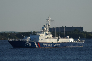 The flag was raised on the new border ship of project 10410 code "Svetlyak"
