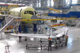 "¡¿Dónde estaban?! Se durmieron con la aviación civil". Un ex diseñador del Tu-204 cuestionó a los responsables de la industria aeronáutica