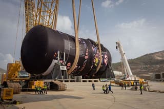 Rosatom continúa la grandiosa construcción: a la central nuclear "Akkuyu" llegó el cuerpo del reactor para el cuarto bloque
