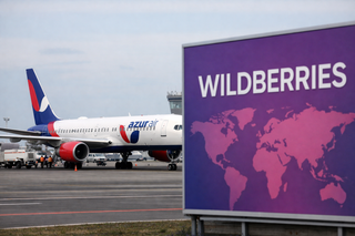 Wildberries приписали переговоры о покупке Azur air: авиакомпания сделку отрицает