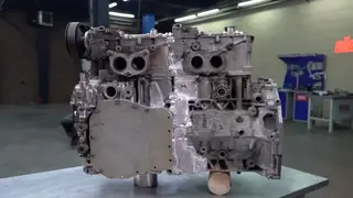 «Гараж 54» разрезали оппозитный двигатель Subaru и сварили из него рядный: в США сочли проект безумным